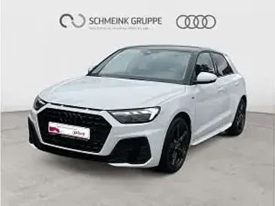 Gebraucht Audi A1 95 PS (69 kW) 2025 Weiß (gletscherweiß metallic) SUV