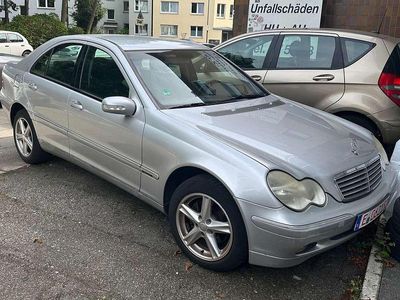 Mercedes C180