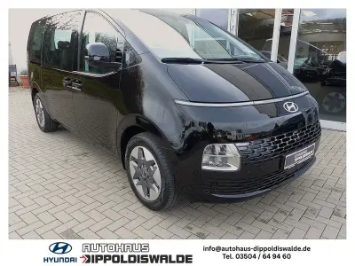 Gebraucht Hyundai Staria Trend 224 PS (164 kW) 2025 Abyss black / mic Van / Kleinbus
