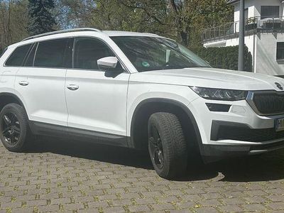 Second-hand Skoda Kodiaq 150 CP (110 kW) 2022 Alb SUV