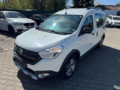 Begagnad Dacia Dokker Stepway 109 HK (80 kW) 2019 Vit Minibuss