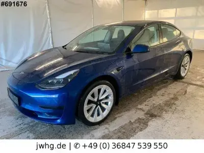 Käytetty Tesla Model 3 239 kW (325 HP) 2022 Musta Sedan