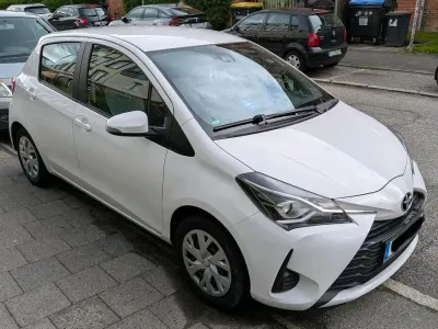Gebraucht Toyota Yaris Edition 111 PS (81 kW) 2019 Weiß Kleinwagen