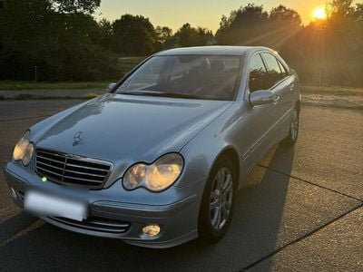 Mercedes C180