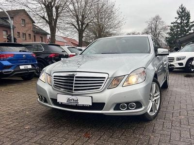 Silber Gebraucht 2009 Mercedes E200 Limousine | 9.950 € (Fairer Preis)