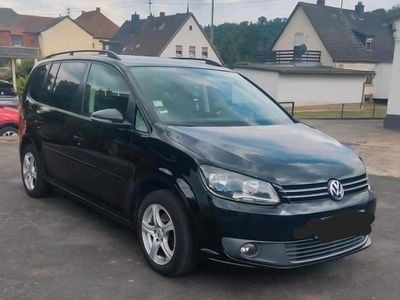Usata VW Touran 140 CV (102 kW) 2011 Nero Monovolume