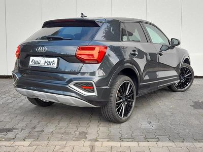 Grau metallic Gebraucht 2023 Audi Q2 SUV | 33.380 € (Teuer)