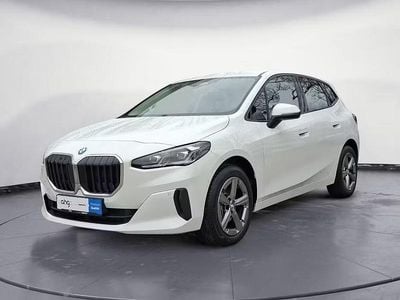 Gebraucht BMW 220 Active Tourer 156 PS (114 kW) 2025 Weiß Van / Kleinbus