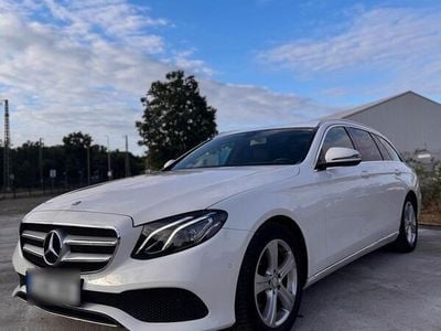 Mercedes E220