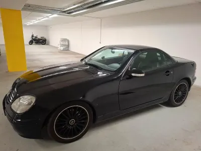 Gebraucht Mercedes SLK200 163 PS (119 kW) 2001 Schwarz Cabrio