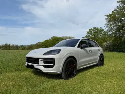 Usata Porsche Cayenne GTS 500 CV (367 kW) 2025 Grigio SUV