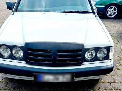Gebraucht Mercedes 190 109 PS (80 kW) 1992 Weiß Limousine