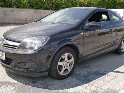 Opel Astra GTC
