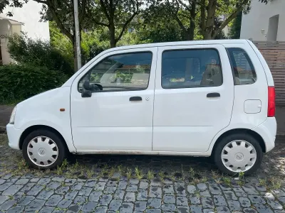 Gebraucht Opel Agila 59 PS (43 kW) 2007 Weiß Kleinwagen