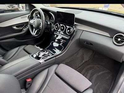 Gebraucht Mercedes C200 184 PS (135 kW) 2019 Silber Limousine