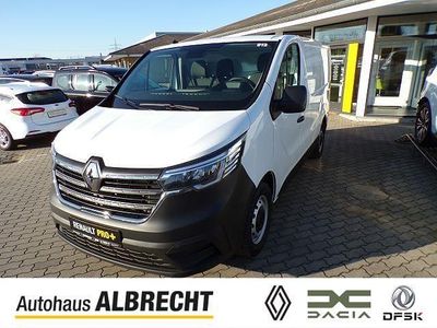Weiß Gebraucht 2023 Renault Trafic Basis Van / Kleinbus | 31.136 € (Etwas zu teuer)
