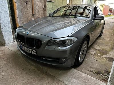 BMW 523