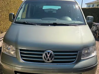 Gebraucht VW Multivan 174 PS (127 kW) 2007 Grün Van / Kleinbus