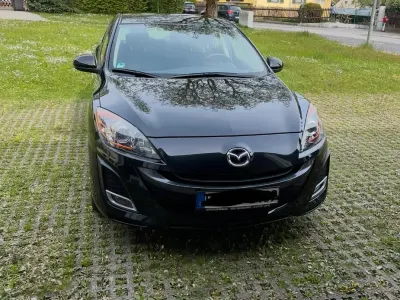 Gebraucht Mazda 3 90th Anniversary 108 PS (79 kW) 2011 Schwarz Limousine