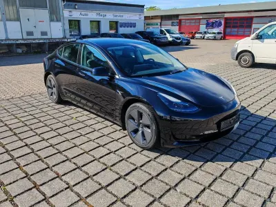 Gebraucht Tesla Model 3 239 kW (325 PS) 2023 Schwarz Limousine