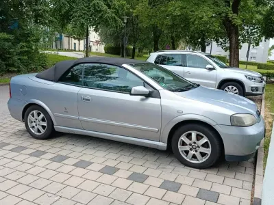 Gebraucht Opel Astra 147 PS (108 kW) 2002 Silber Cabrio