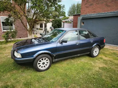 Gebraucht Audi 80 116 PS (85 kW) 1993 Blau Limousine