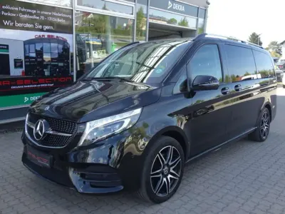 Usata Mercedes V300 AMG 239 CV (175 kW) 2021 Nero Monovolume