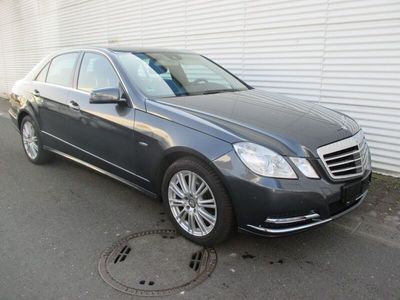 Gebraucht Mercedes E300 252 PS (185 kW) 2012 Tenoritgrau  metalliclack Limousine
