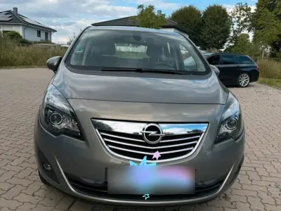 Gebraucht Opel Meriva 120 PS (88 kW) 2011 Van / Kleinbus
