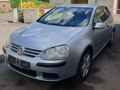 Gebraucht VW Golf V Trendline 75 PS (55 kW) 2004 Silber Kleinwagen