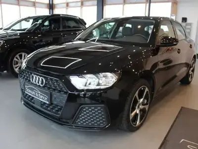 Gebraucht Audi A1 Sportback Advanced Plus 95 PS (69 kW) 2021 Schwarz Kleinwagen