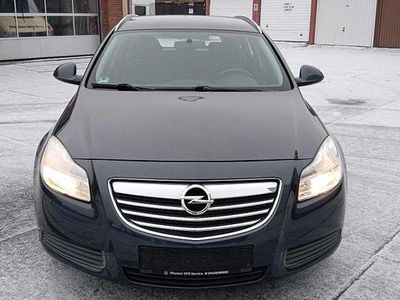 Gebraucht Opel Insignia 140 PS (102 kW) 2010 Grau Kombi