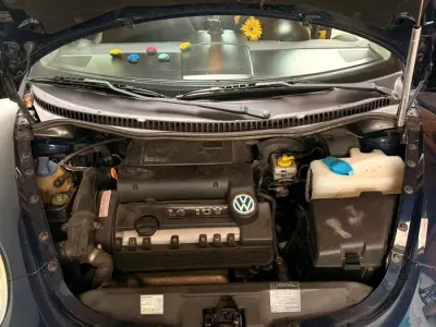 Gebraucht VW New Beetle 75 PS (55 kW) 2004 Blau Kleinwagen