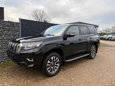 Gebraucht Toyota Land Cruiser 204 PS (150 kW) 2022 Attitude black SUV