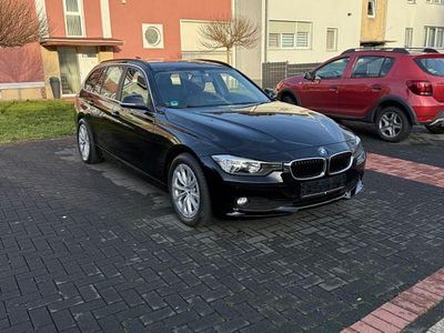 Gebraucht BMW 316 136 PS (100 kW) 2013 Schwarz Kombi