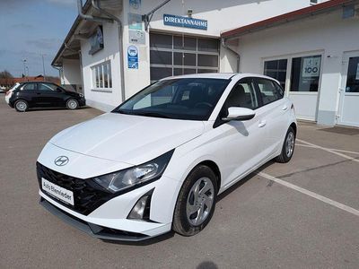 Gebraucht Hyundai i20 GO! 101 PS (74 kW) 2024 Weiß Kleinwagen