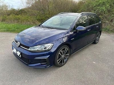 Usata VW Golf VII GTD 184 CV (135 kW) 2018 Blu Station wagon