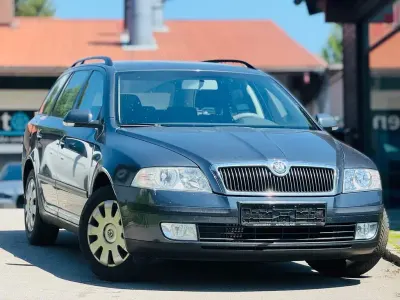 Gebraucht Skoda Octavia 105 PS (77 kW) 2008 Grau Kombi