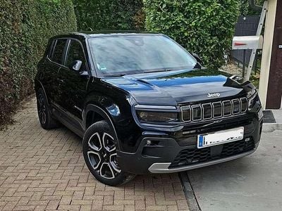 Schwarz Gebraucht 2023 Jeep Avenger EV Summit SUV | 27.500 € (Fairer Preis)