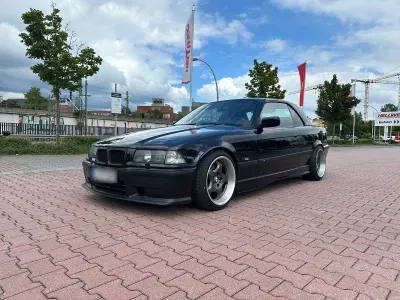 Gebraucht BMW 325 Cabriolet Basis 192 PS (141 kW) 1994 Schwarz Cabrio