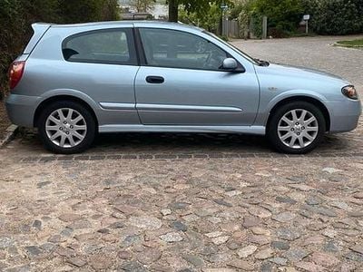 Usata Nissan Almera 98 CV (72 kW) 2006 Blu Utilitaria