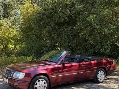 Gebraucht Mercedes 200 136 PS (100 kW) 1996 Rot Cabrio