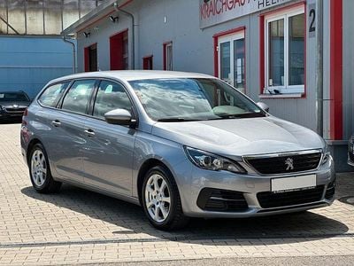 Grau Gebraucht 2018 Peugeot 308 Kombi | 9.995 € (Etwas zu teuer)