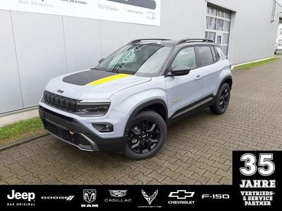 Neu Jeep Avenger North 145 PS (106 kW) 2026 Grau SUV