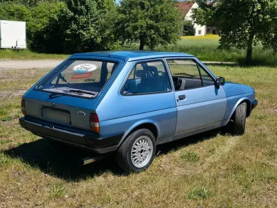 Gebraucht Ford Fiesta 45 PS (33 kW) 1986 Blau Kleinwagen