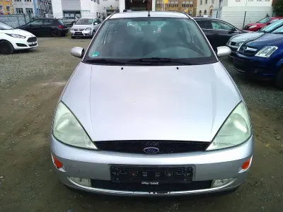 Occasion Ford Focus Ambiente 116 ch (85 kW) 1999 Argent