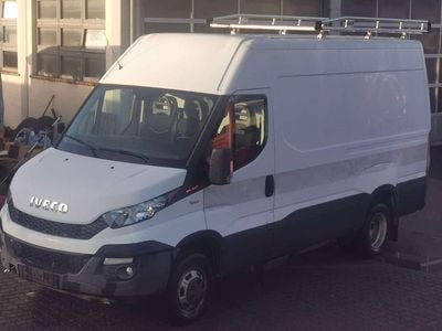 Gebraucht Iveco Daily 136 PS (100 kW) 2015 Weiß Van
