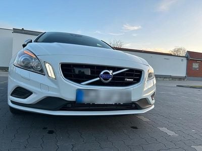 Gebraucht Volvo V60 R-Design 193 PS (141 kW) 2012 Weiß Kombi