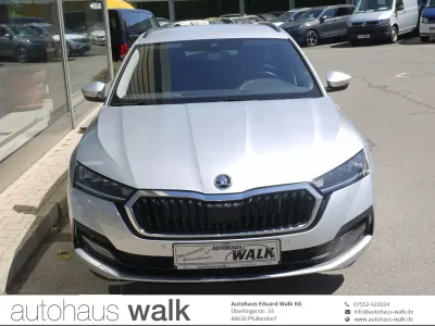 Gebraucht Skoda Octavia Ambition 116 PS (85 kW) 2021 Silber Kombi