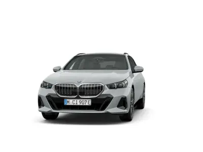 Gebraucht BMW 550e Comfort Edition 313 PS (230 kW) 2025 Kombi